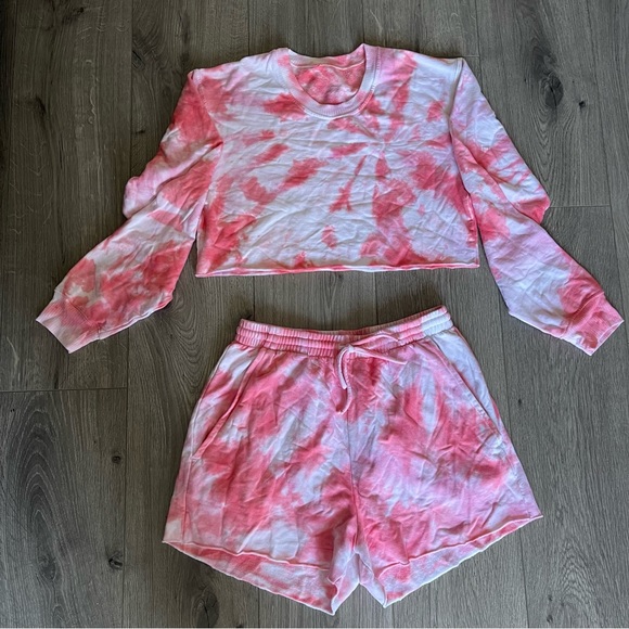 Skatie Pants - Skatie x Salty Blonde Cropped Sweatshirt & Drawstring Shorts Tie Dye Pink